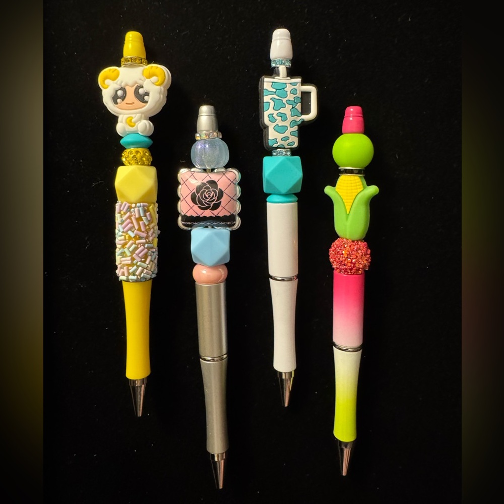 Handmade Beaded Assorted Themed Pens - You Choose 1 🧁